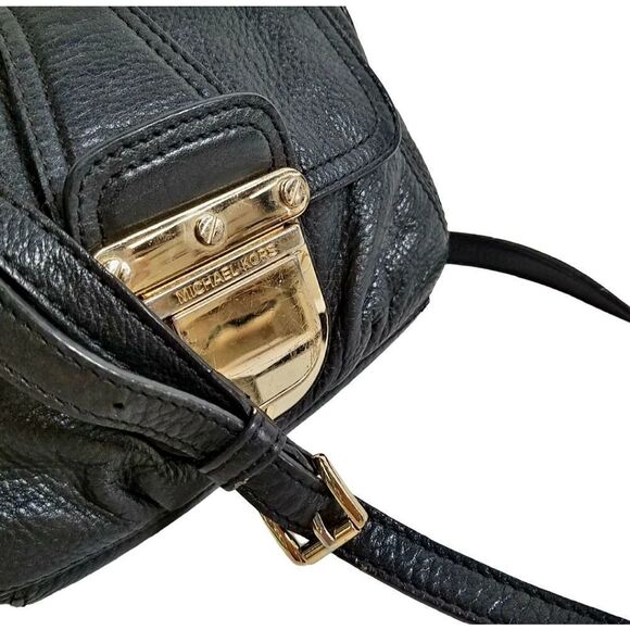 Michael Kors mini black crossbody bag - Picture 3 of 8